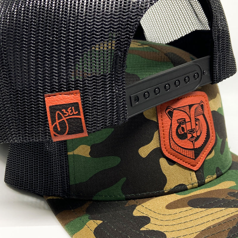 Hat: BEAR / Camo-Black