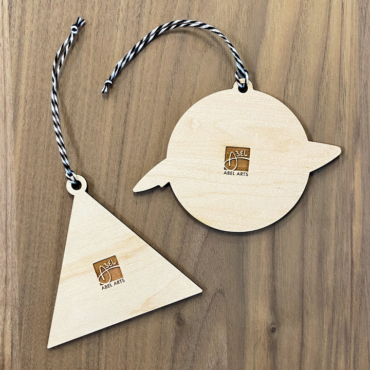 Wood Ornament - Triangle Wave